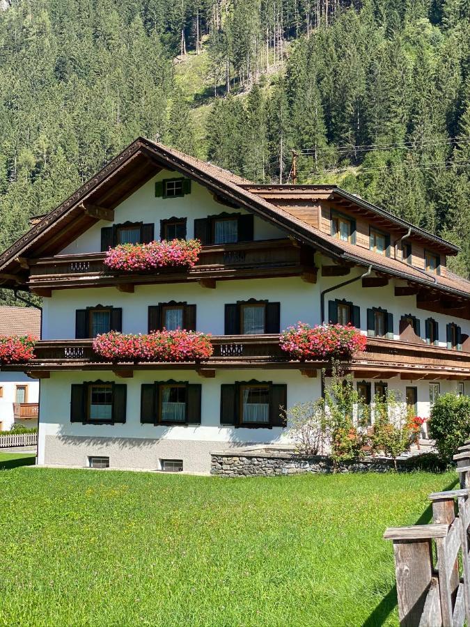 Pension Eberharter Mayrhofen Zewnętrze zdjęcie